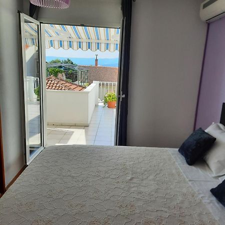 Apartments Marjanovic Bol Pokoj fotografie