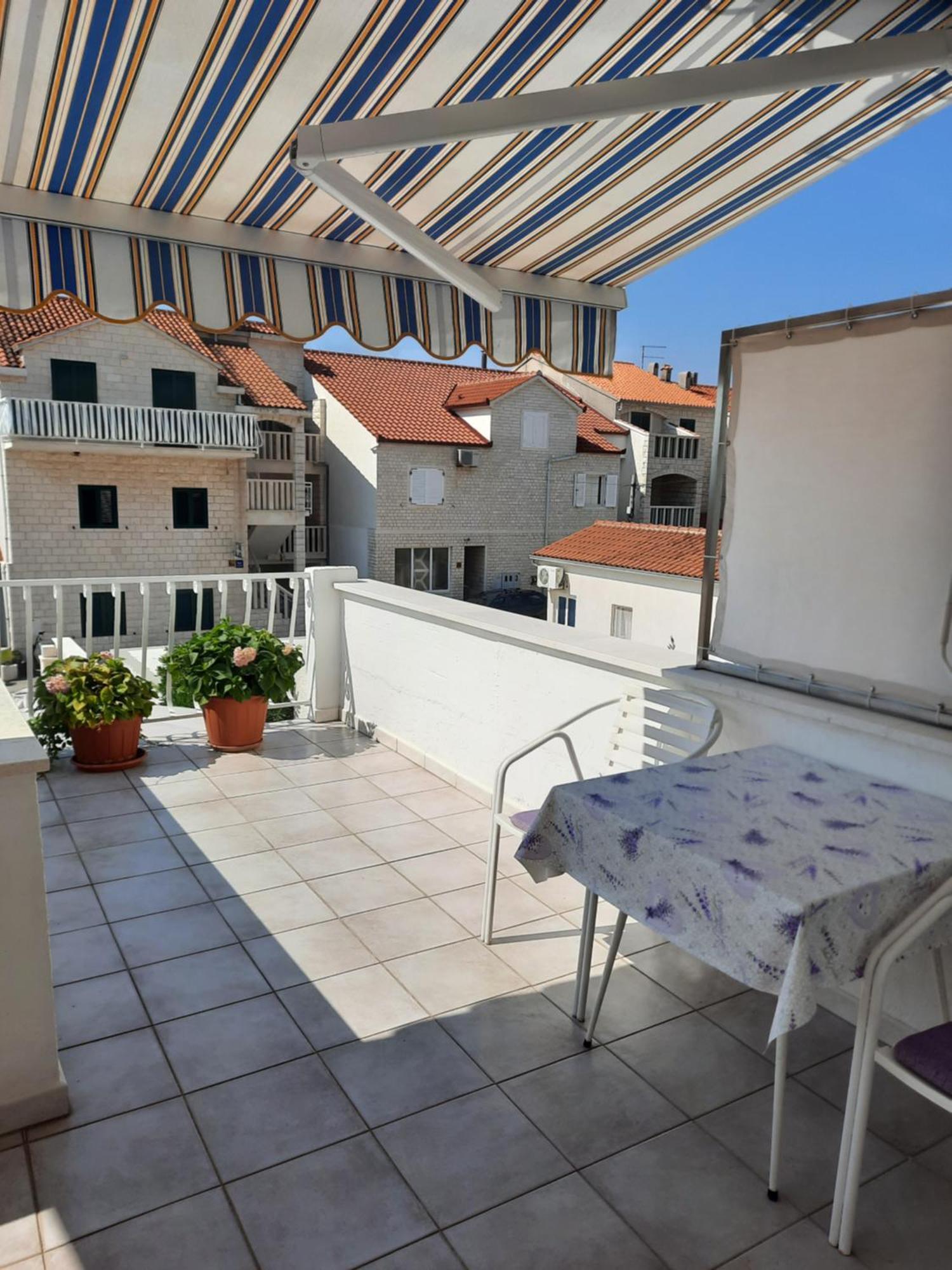 Apartments Marjanovic Bol Pokoj fotografie